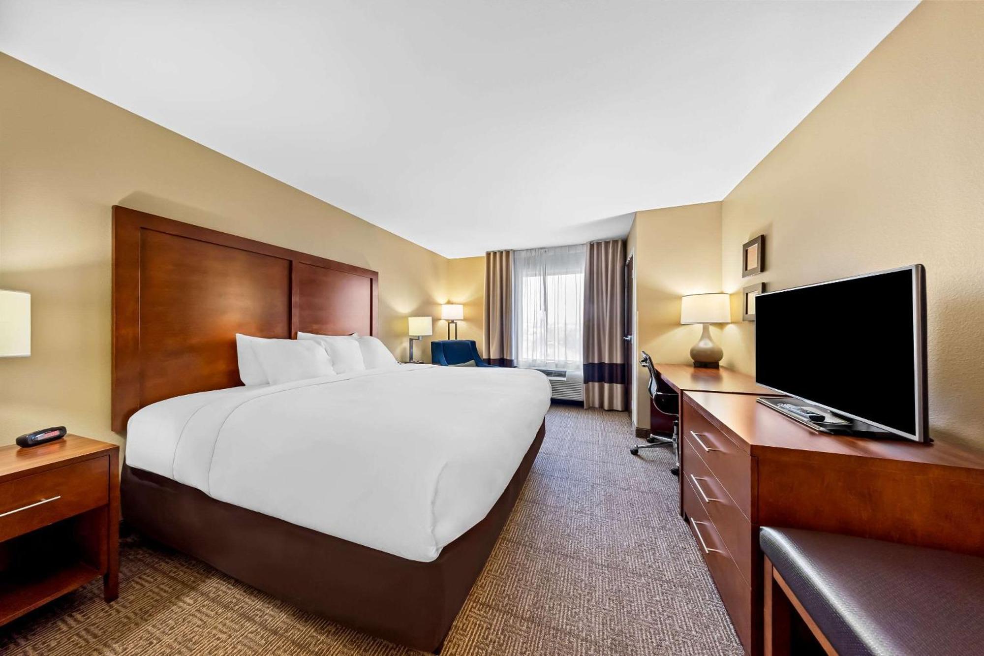 Comfort Inn & Suites West - Medical Center Рочестър Екстериор снимка