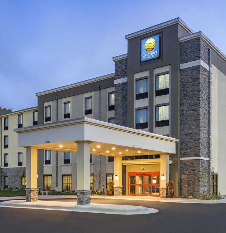 Comfort Inn & Suites West - Medical Center Рочестър Екстериор снимка
